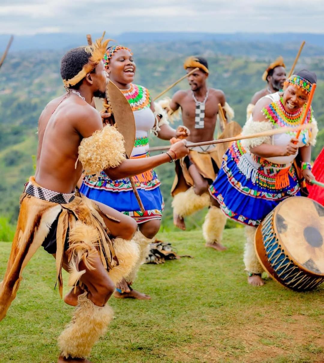 Phezulu Safari Park Villa Botha's Hill Buitenkant foto