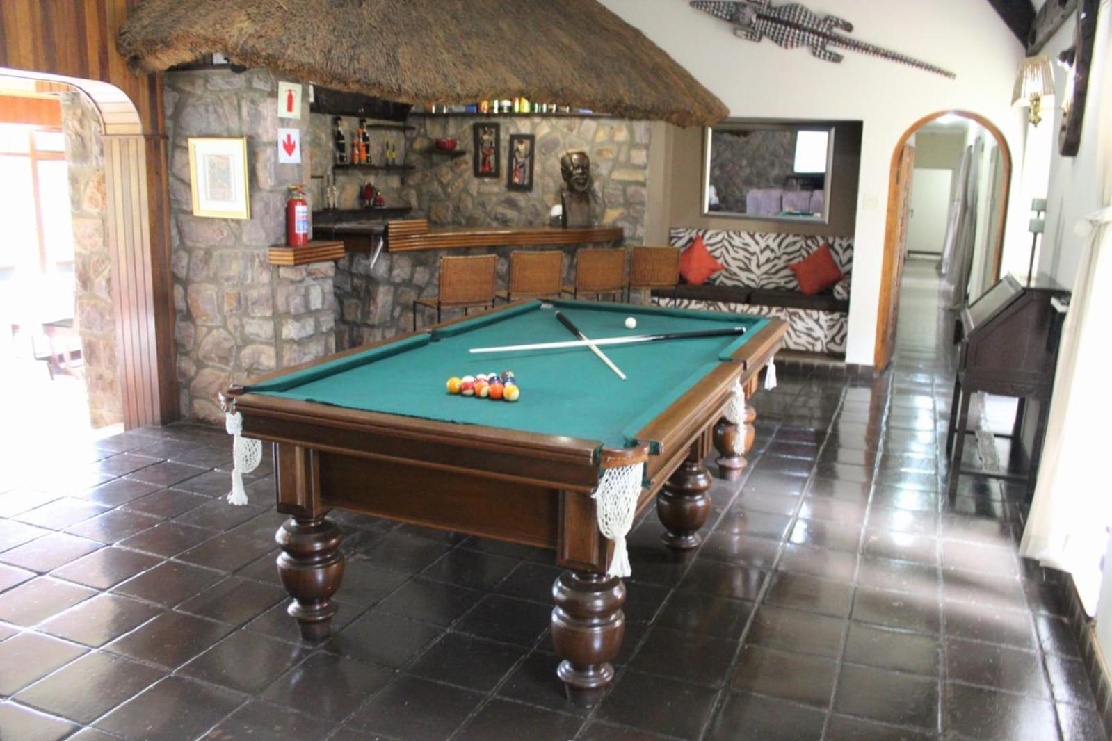 Phezulu Safari Park Villa Botha's Hill Buitenkant foto