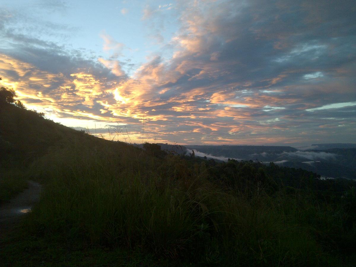 Phezulu Safari Park Villa Botha's Hill Buitenkant foto