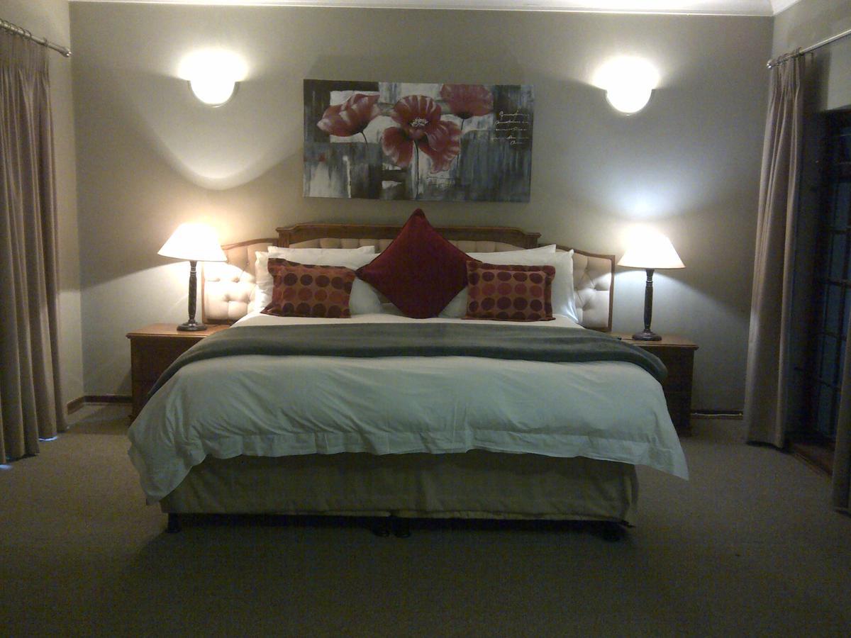 Phezulu Safari Park Villa Botha's Hill Buitenkant foto