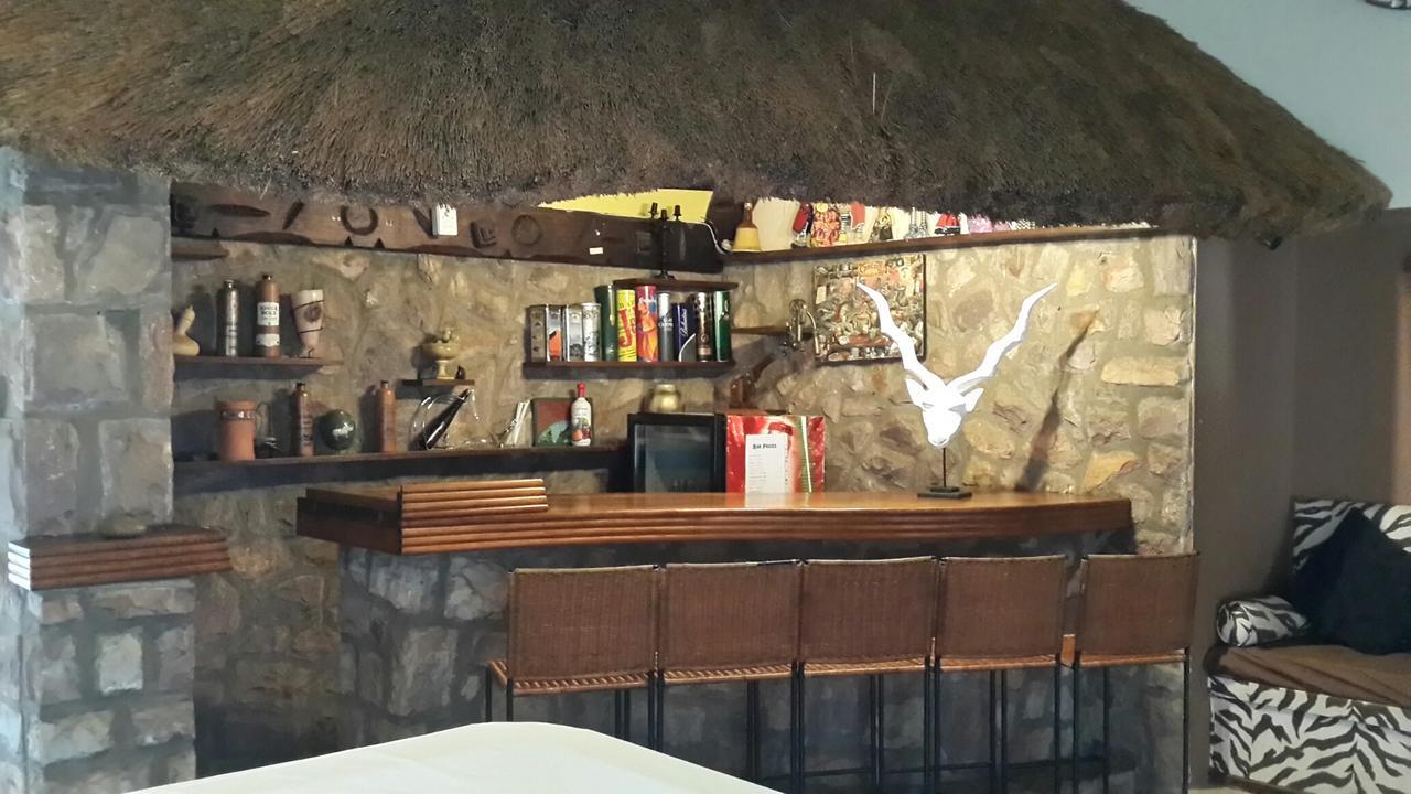 Phezulu Safari Park Villa Botha's Hill Buitenkant foto